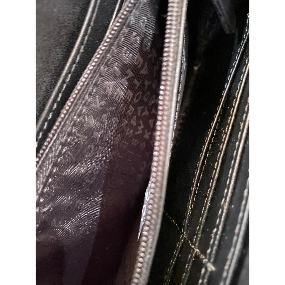 Kate Spade New York Black Pebbled Leather Zip Around Wallet Wristlet